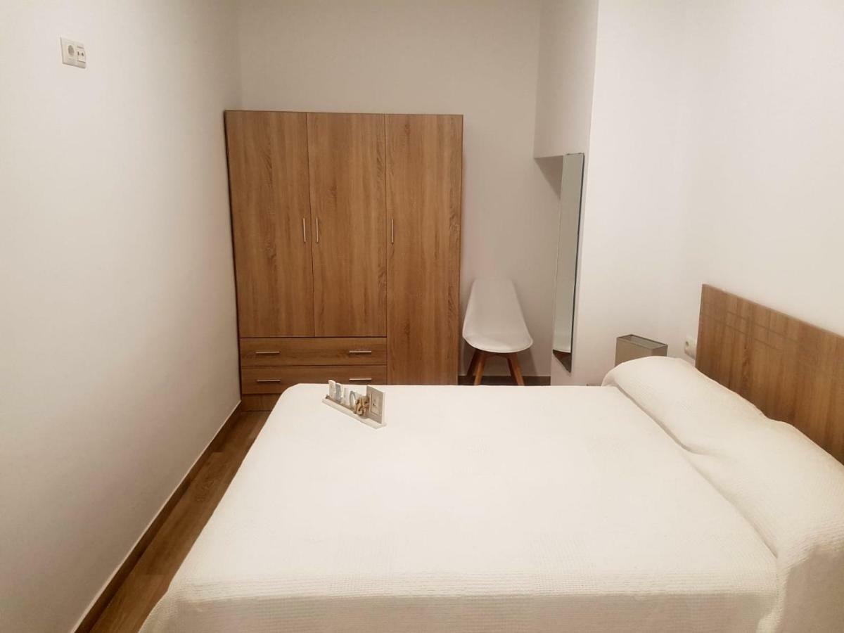 Apartments Naty Beach Malaga Ngoại thất bức ảnh