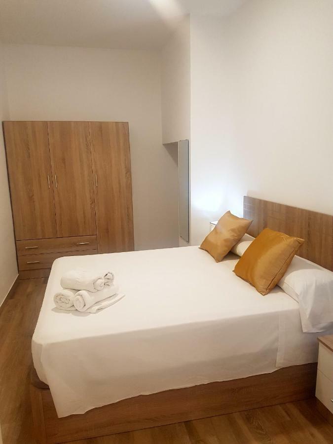 Apartments Naty Beach Malaga Ngoại thất bức ảnh