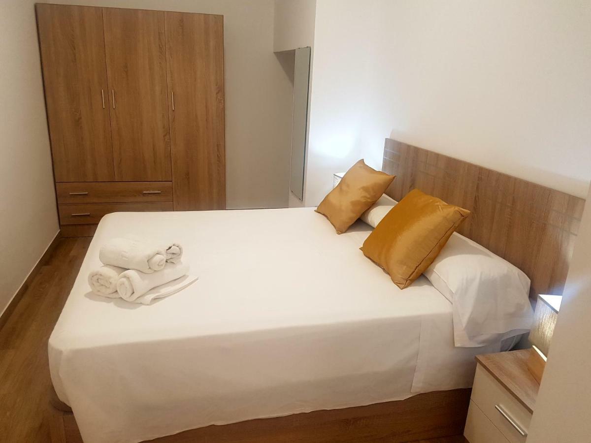 Apartments Naty Beach Malaga Ngoại thất bức ảnh
